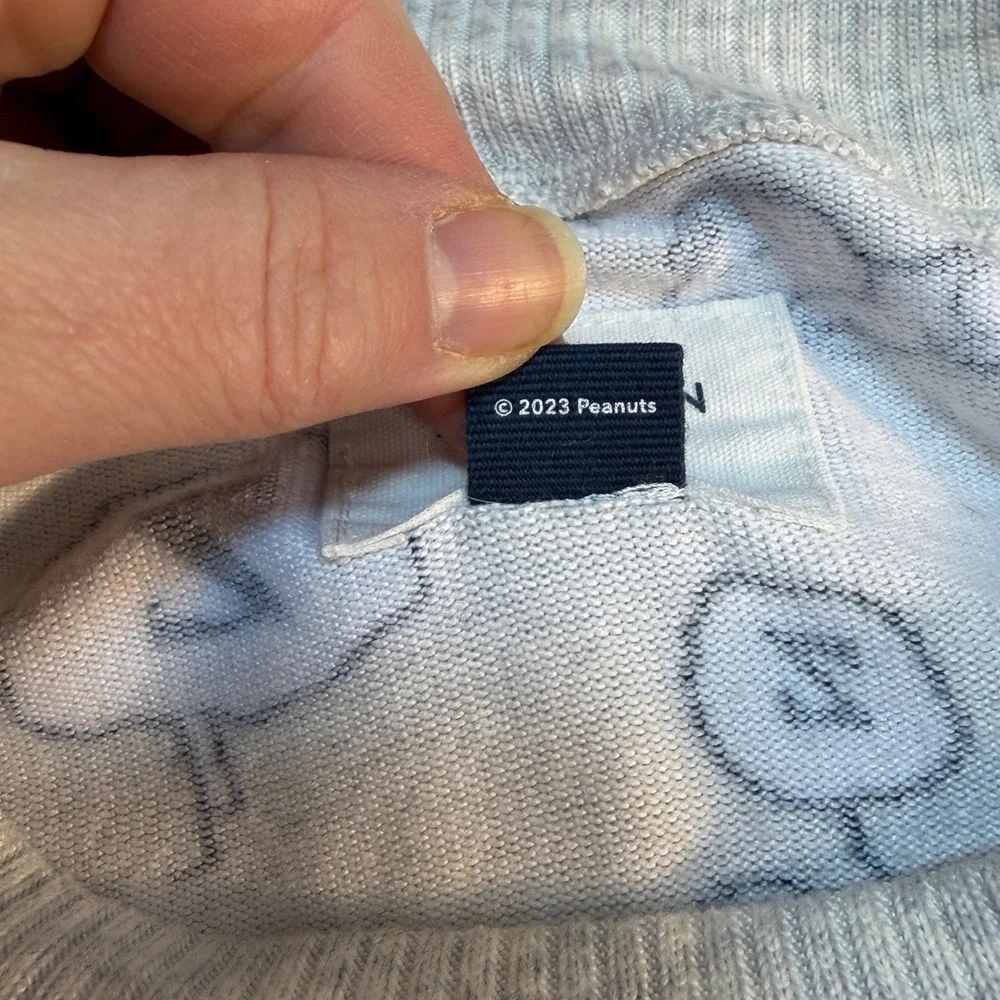 American Eagle Outfitters your line character